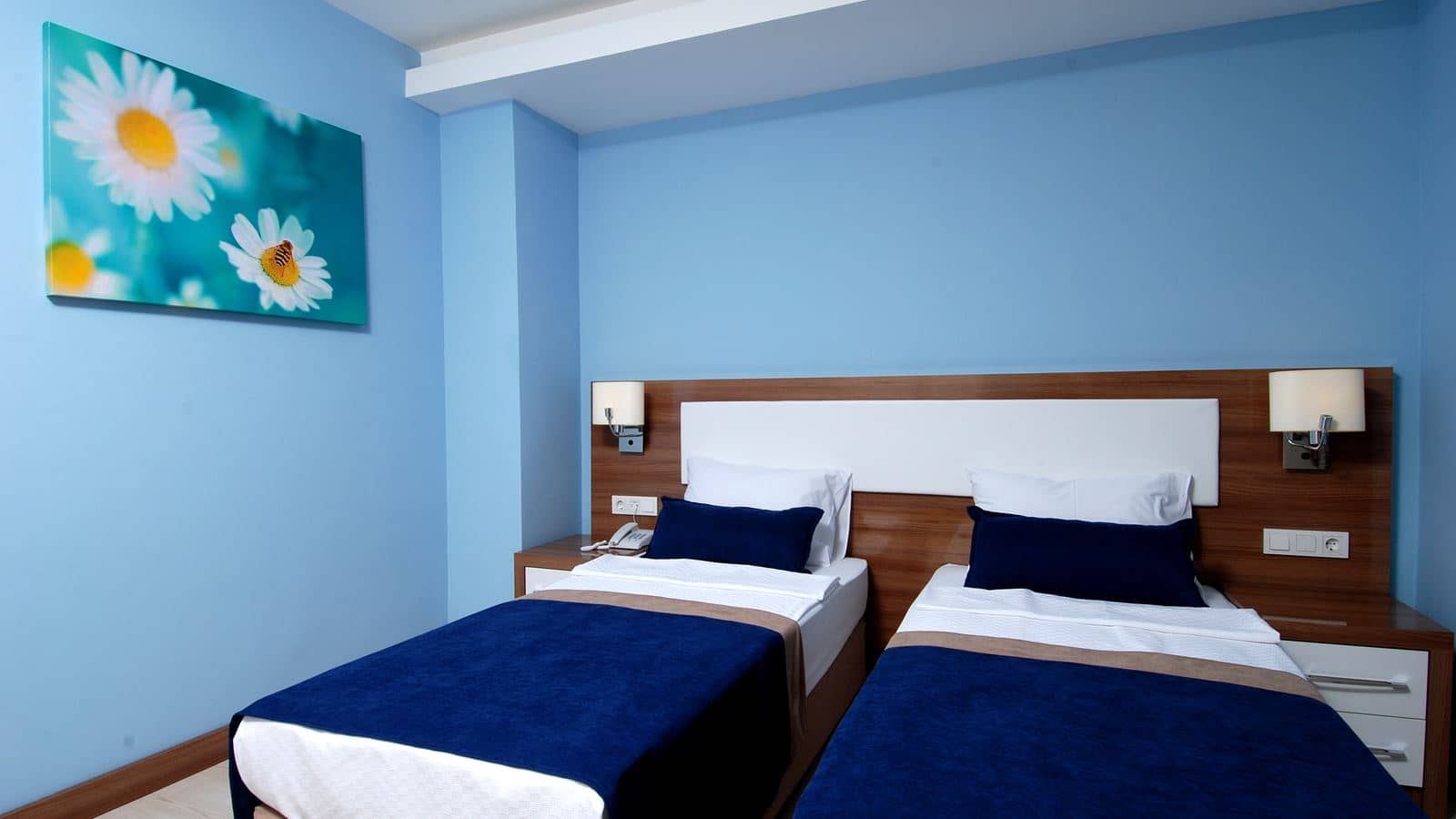 rooms-standard-room