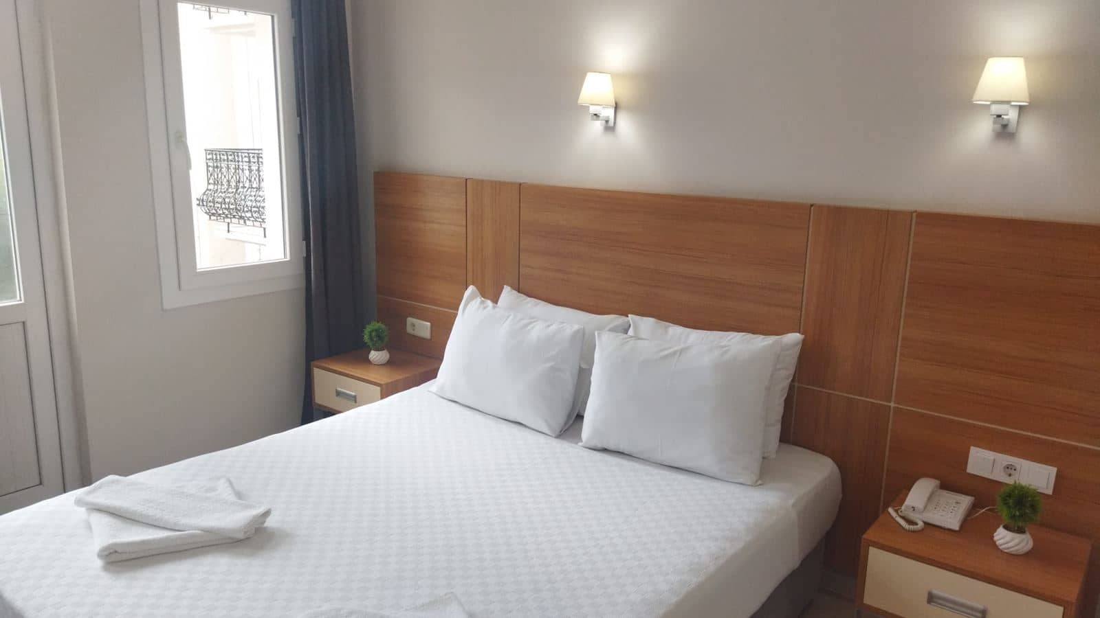 rooms-standard-room