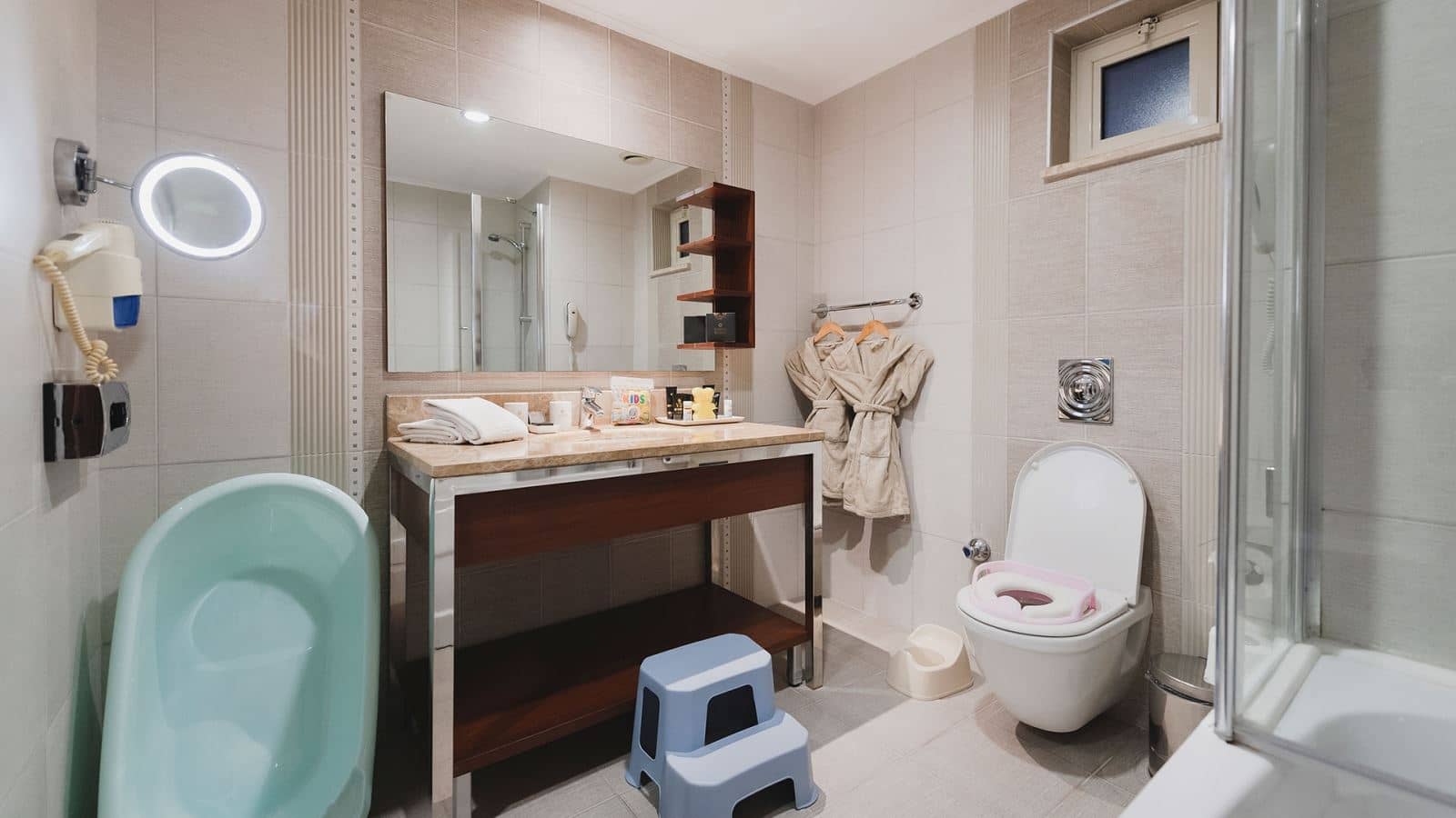 rooms-family-suite