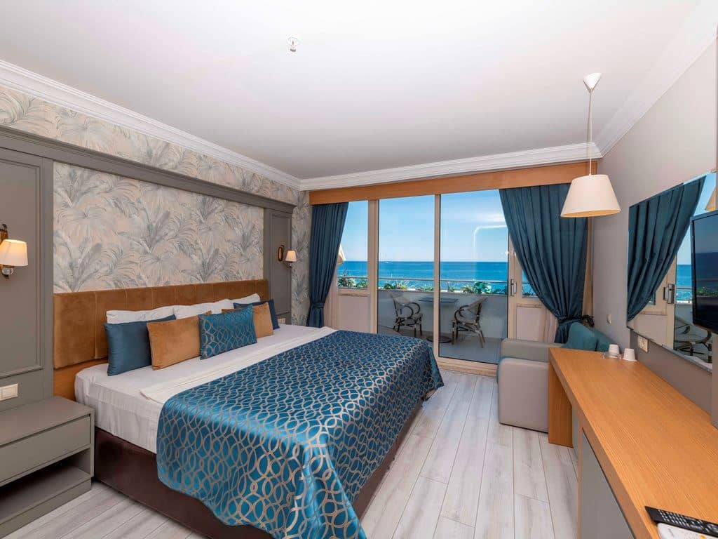 rooms-beach-standard-room