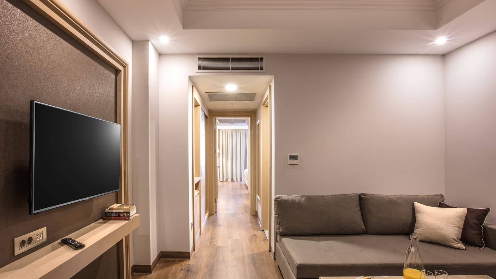 rooms-family-room