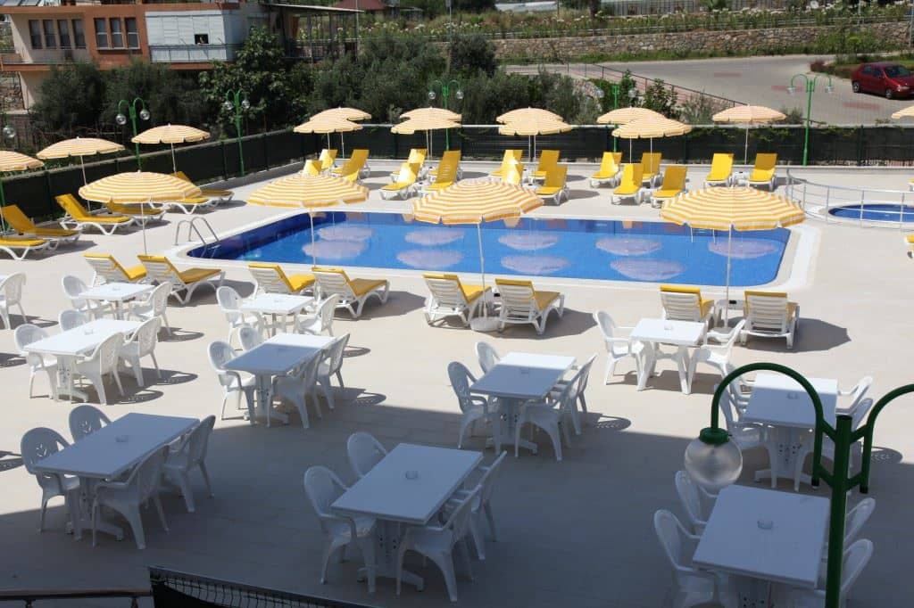 pools-outdoor-pool