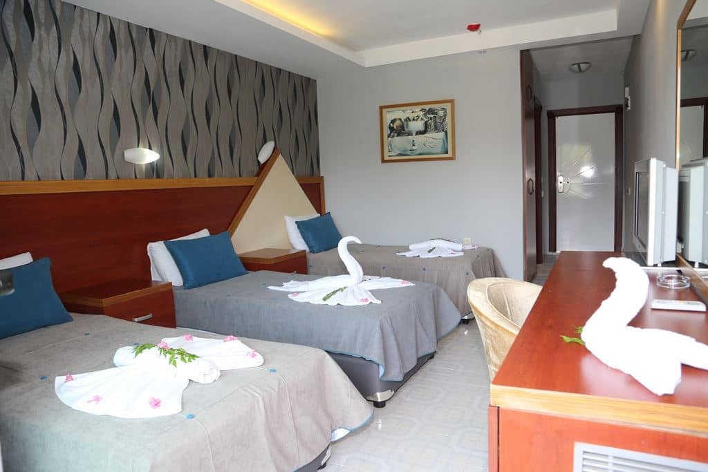 rooms-standard-room