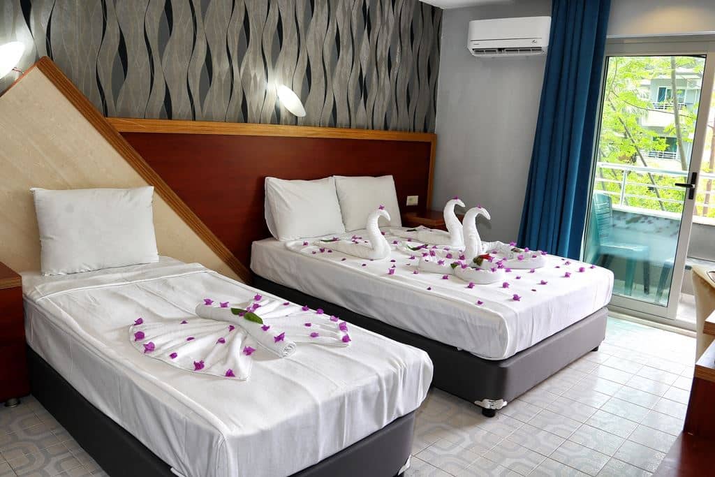 rooms-standard-room