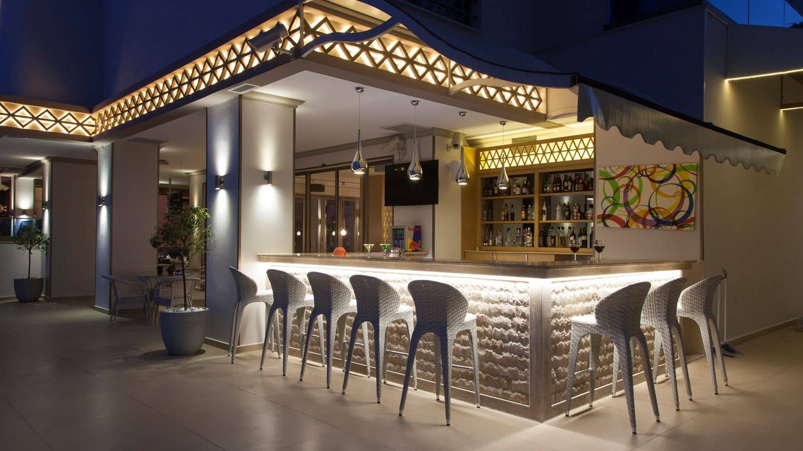 bars-jdw-pool-bar