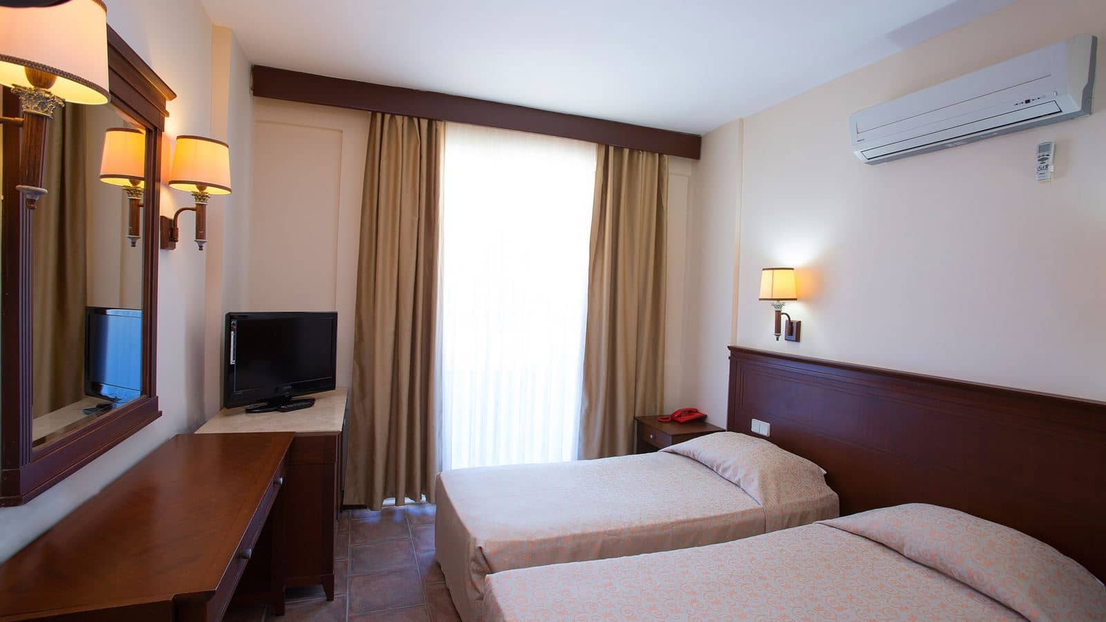 rooms-family-room