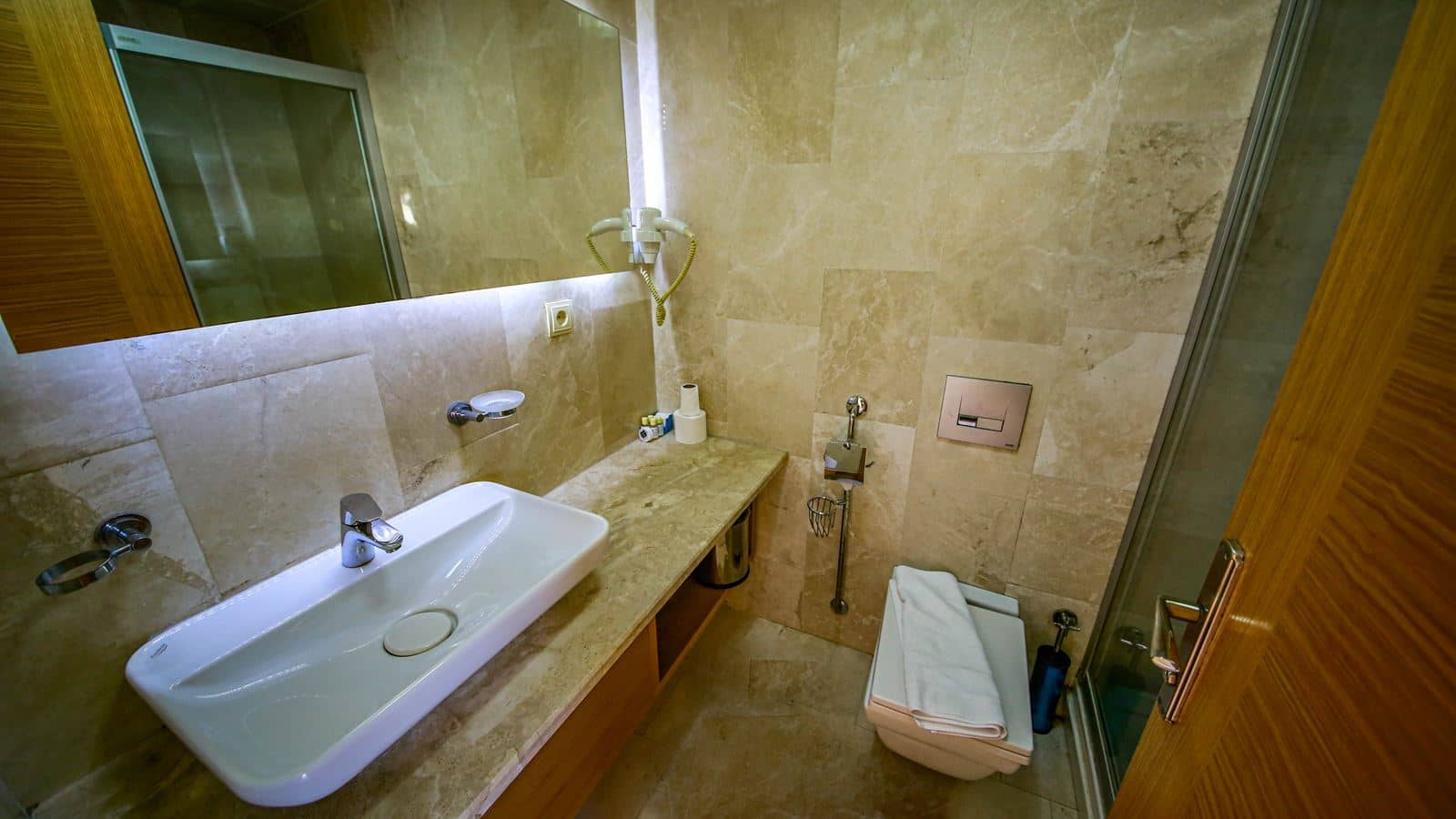 rooms-standard-room