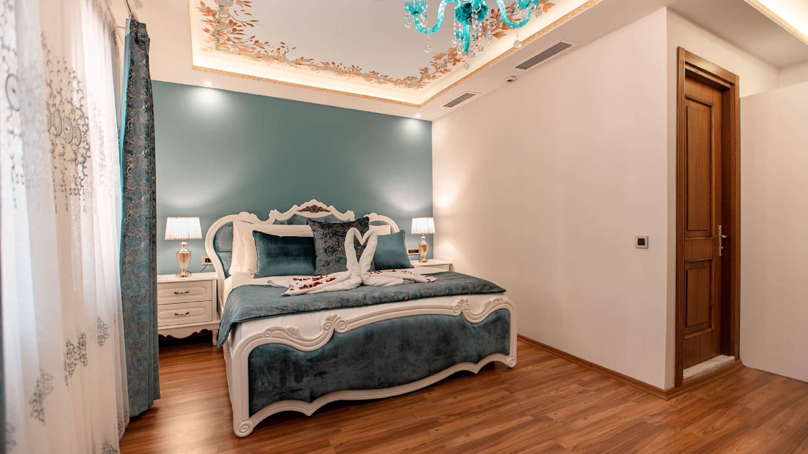 rooms-room-premium-queen-bed