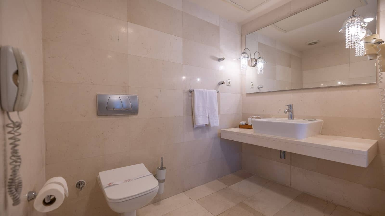 rooms-grand-suite-marina