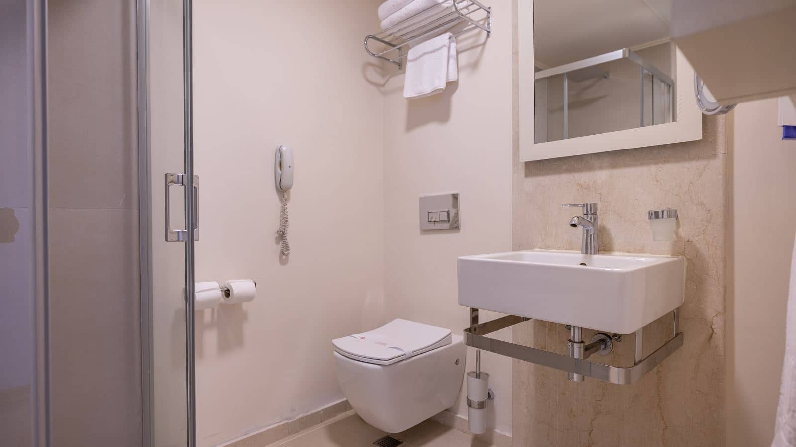 rooms-standard-room-without-balcony