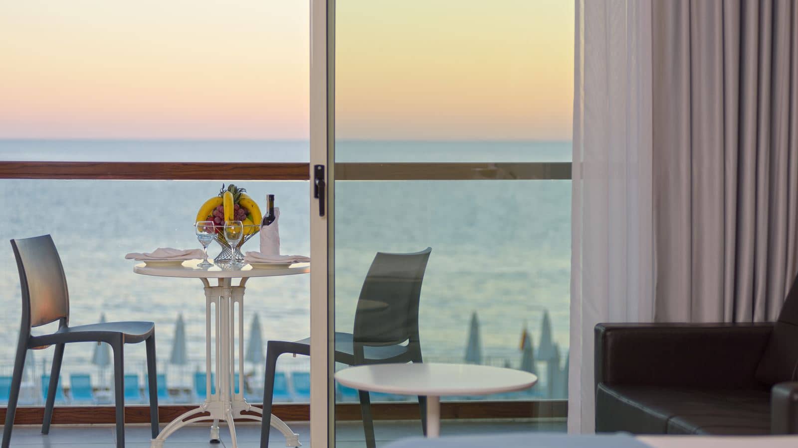 rooms-premium-room