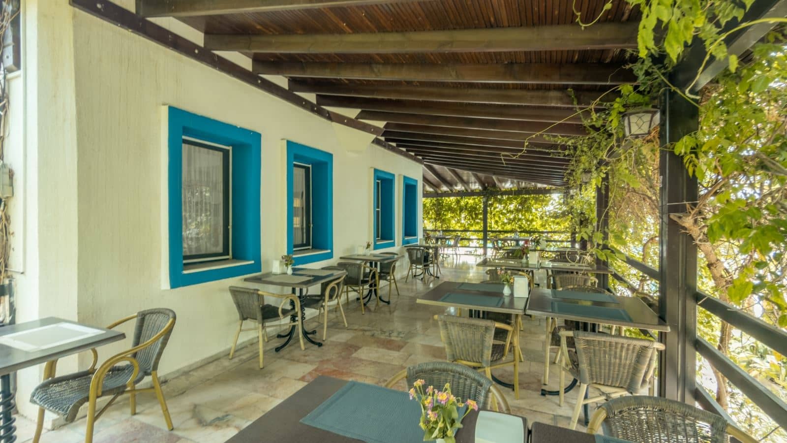 restaurants-ana-restaurant