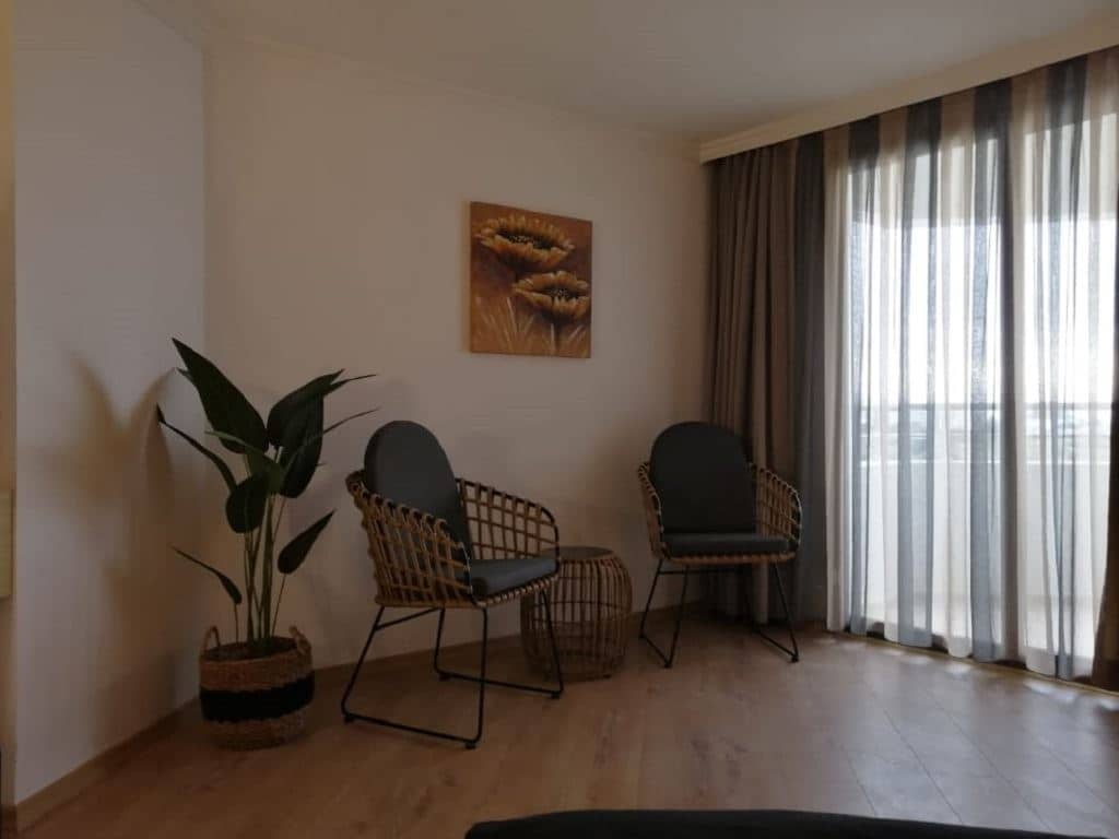 rooms-standard-room-landview