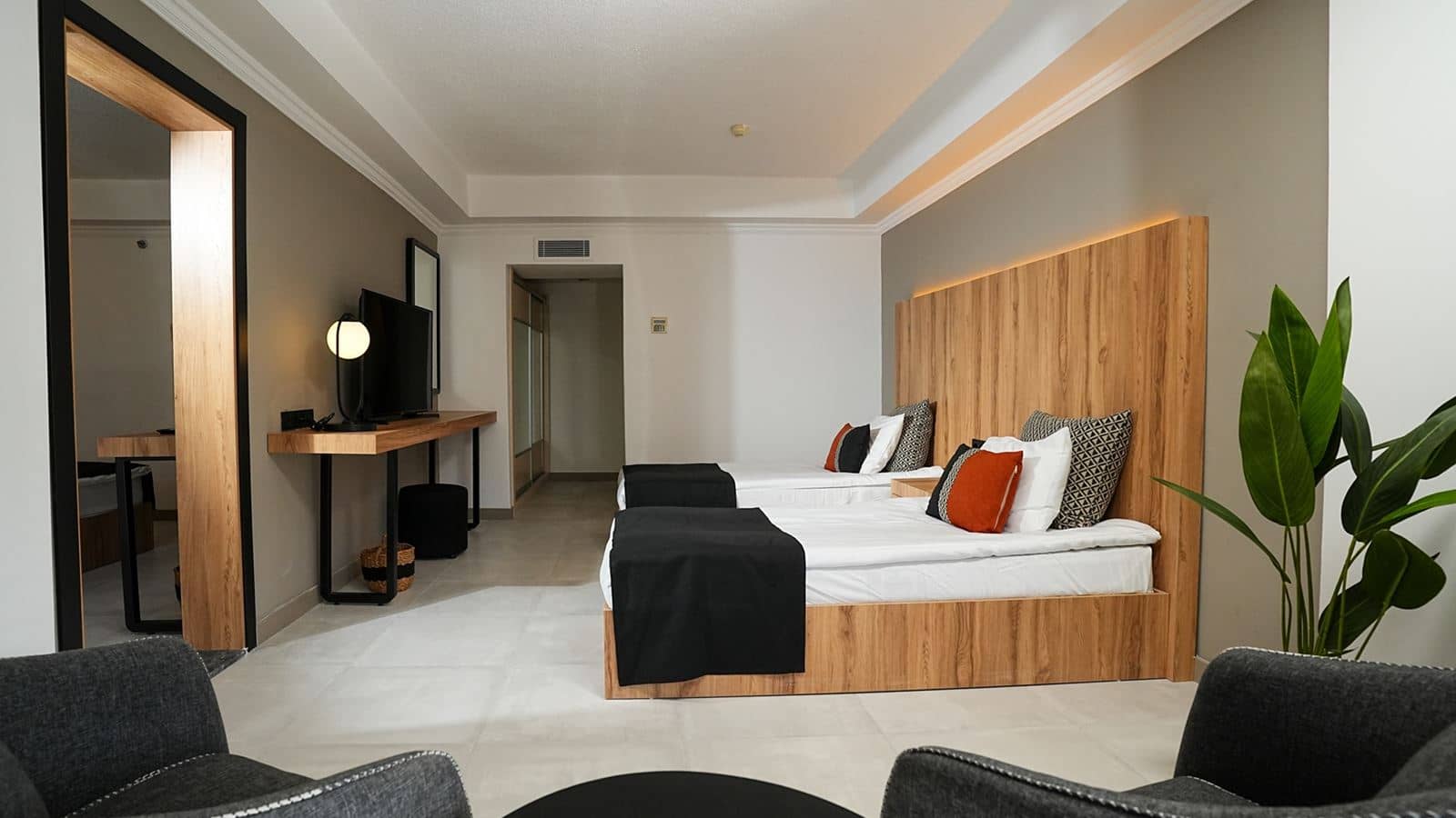 rooms-junior-suite-room