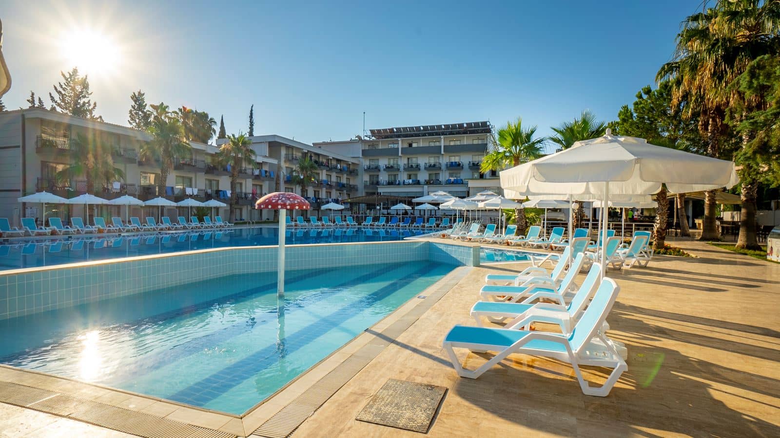 pools-outdoor-childrens-pool
