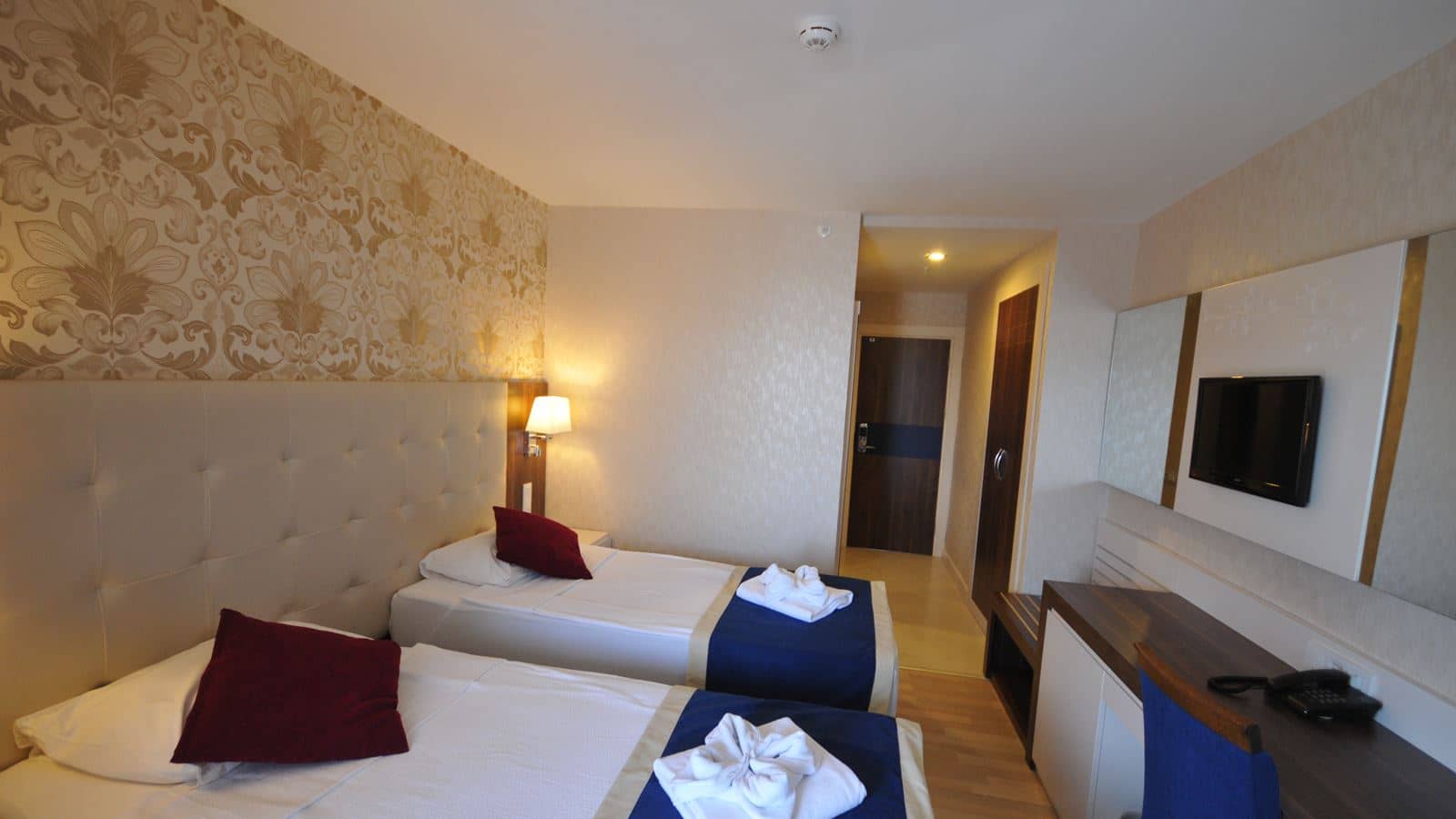 rooms-standard-room