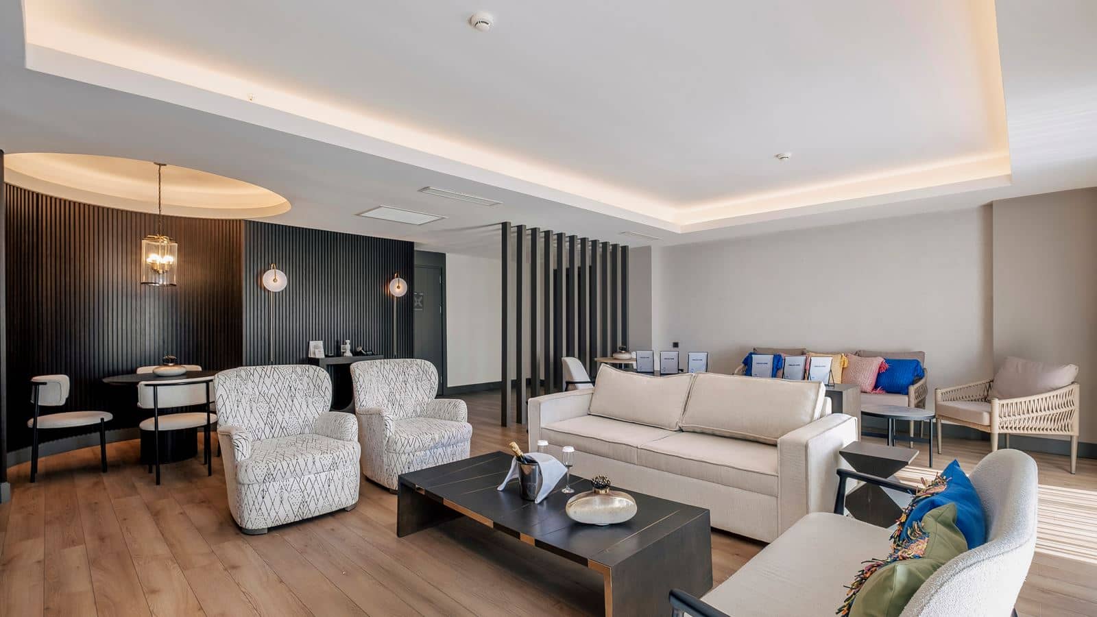 rooms-king-suite