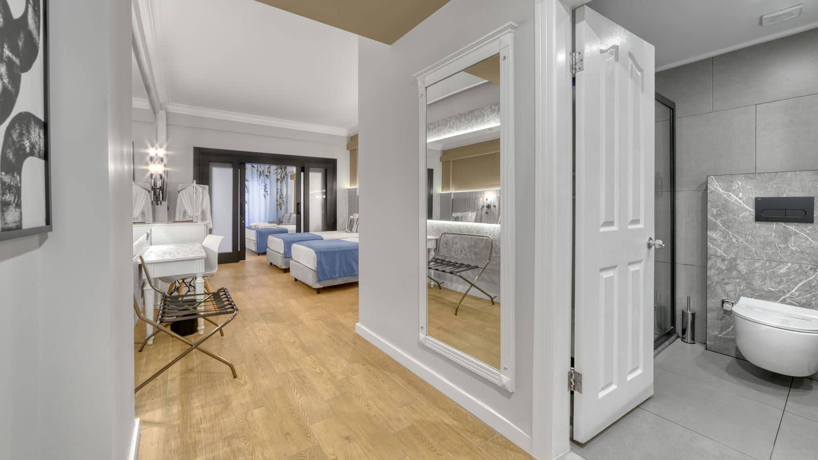 rooms-family-room-sea-view