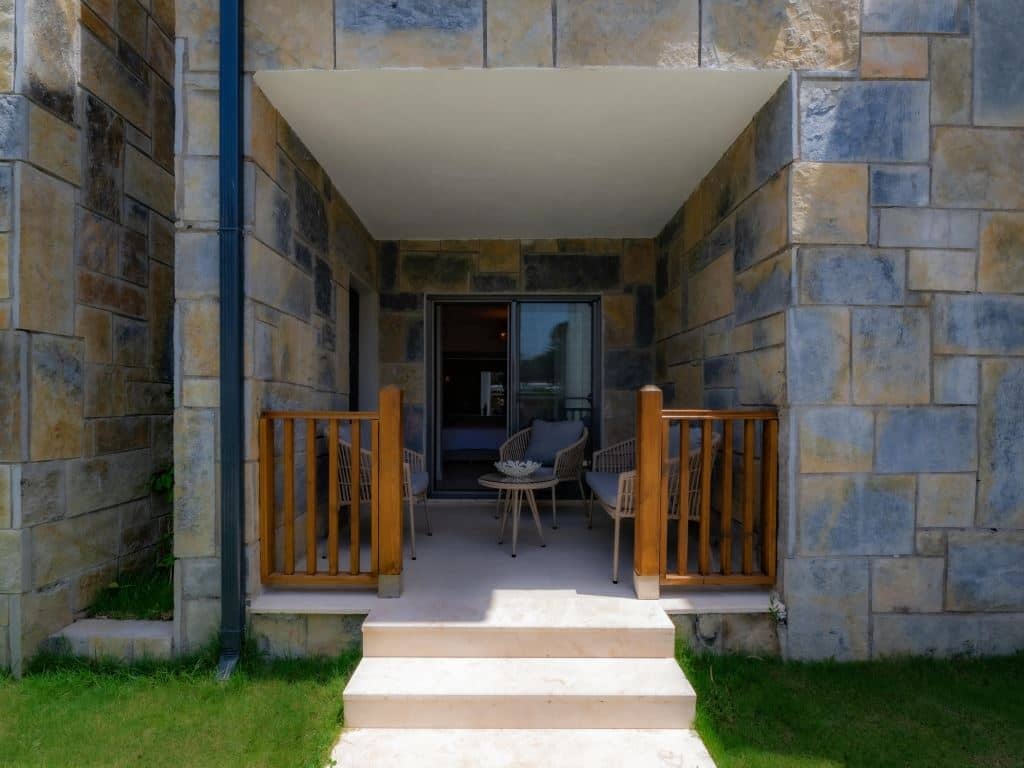 rooms-deluxe-suite-garden-view