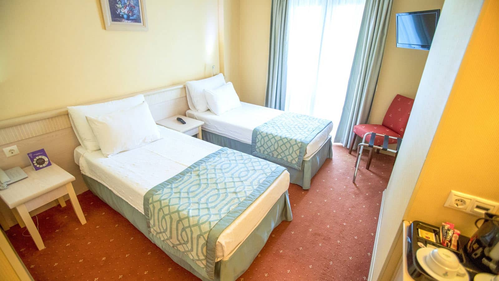 rooms-standard-room