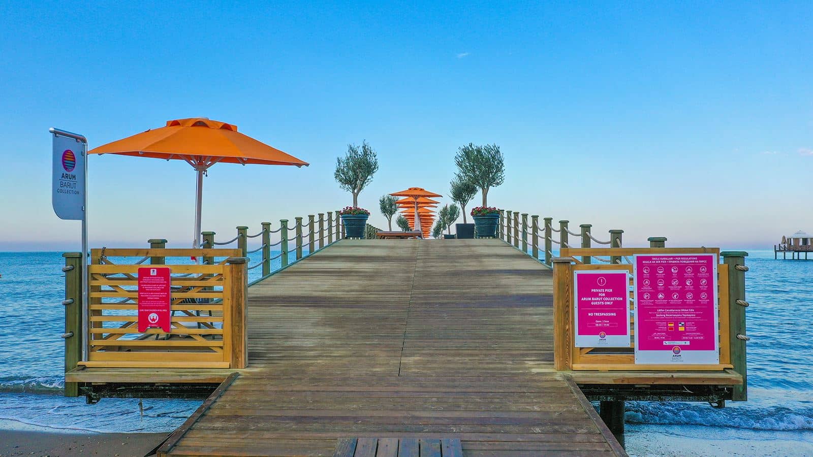 bars-pier-bar