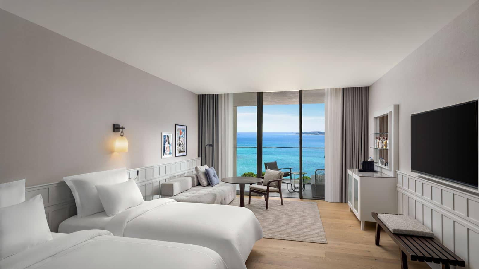 rooms-adult-deluxe-sea-view+16-age