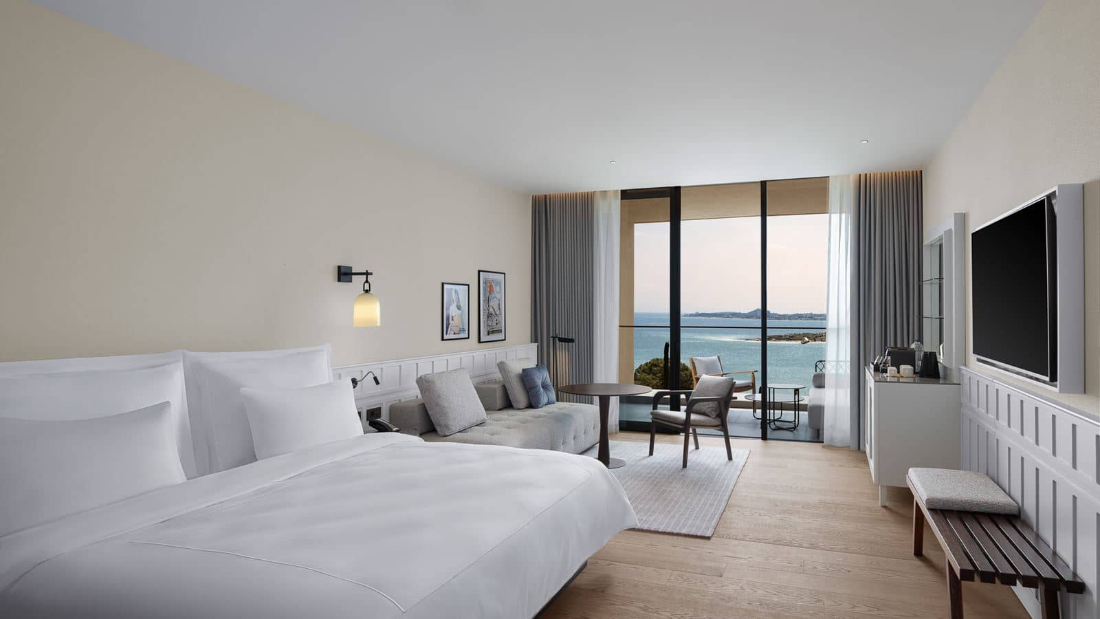 rooms-deluxe-sea-view