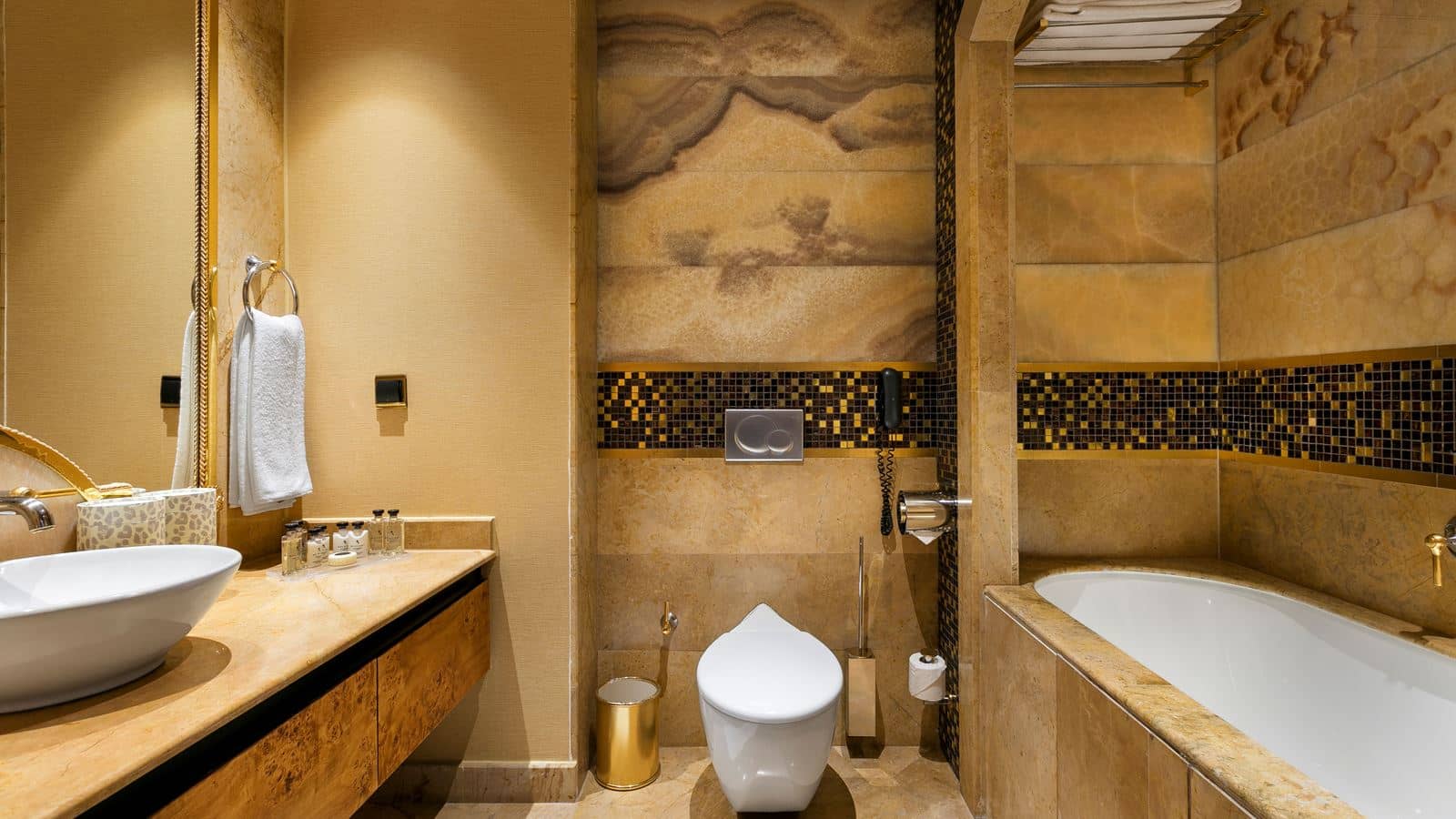 rooms-classic-room
