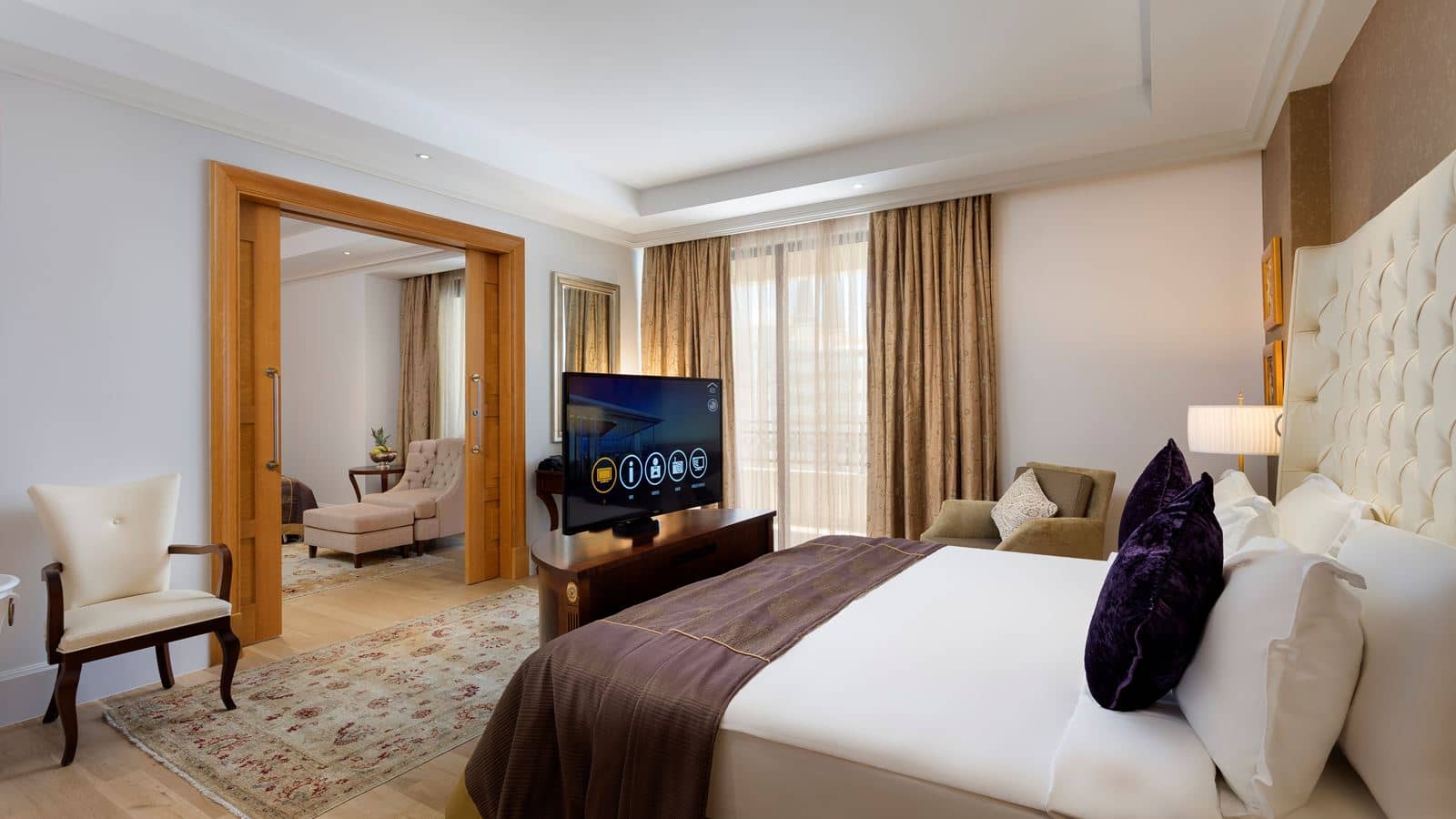 rooms-family-room