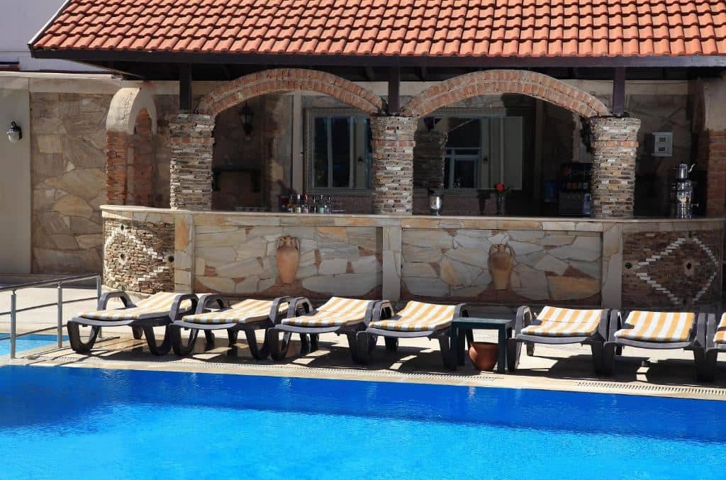 bars-pool-bar