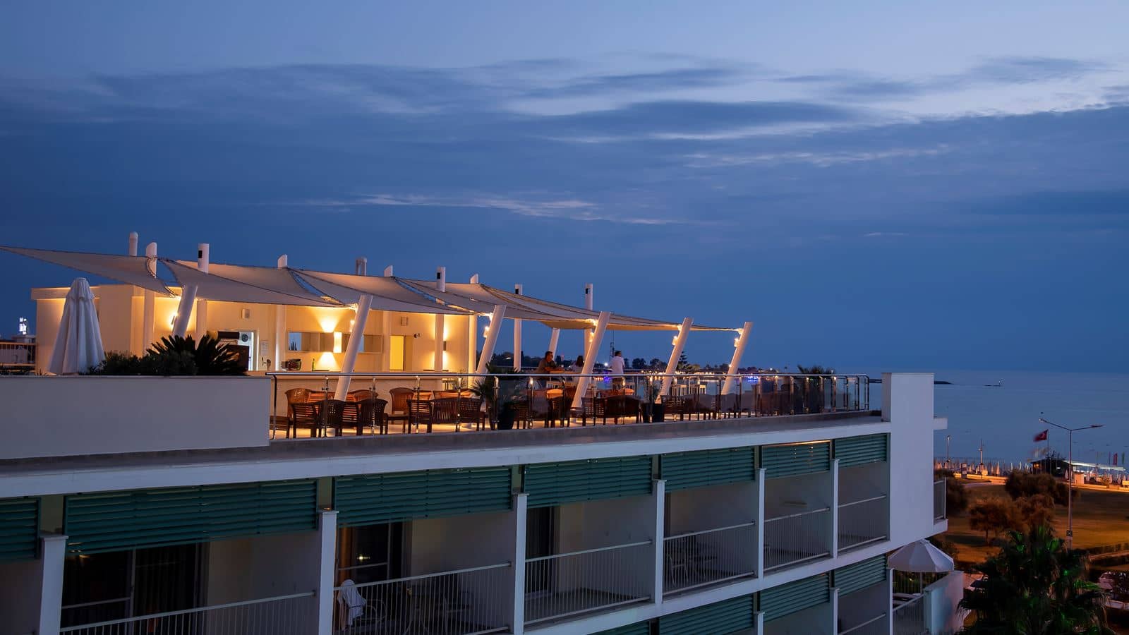 bars-sunset-roof-bar