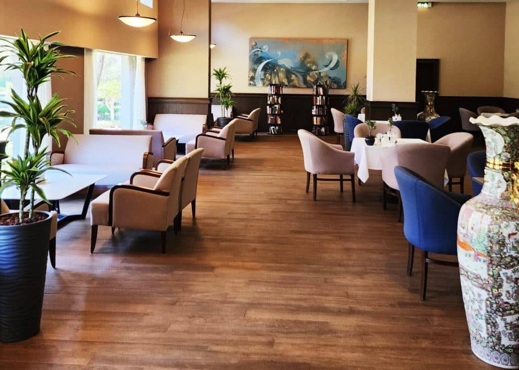 restaurants-olivia-piano-cafe