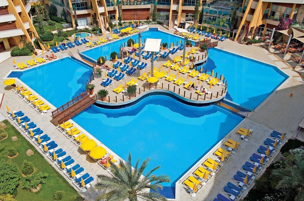 pools-outdoor-pool