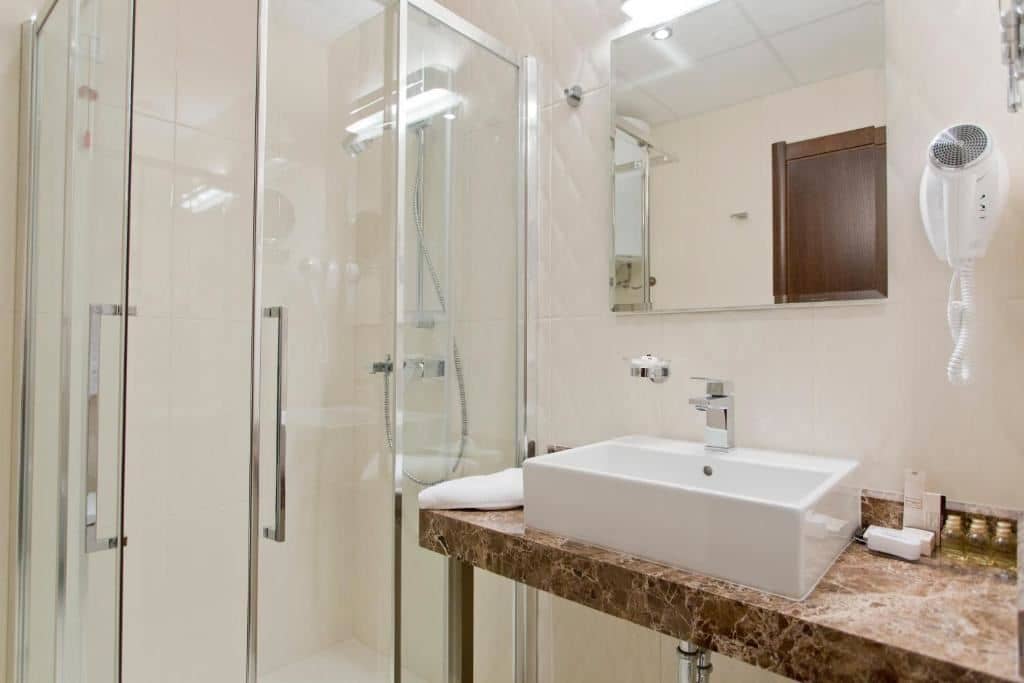 rooms-2-bedroom-standard-apartment