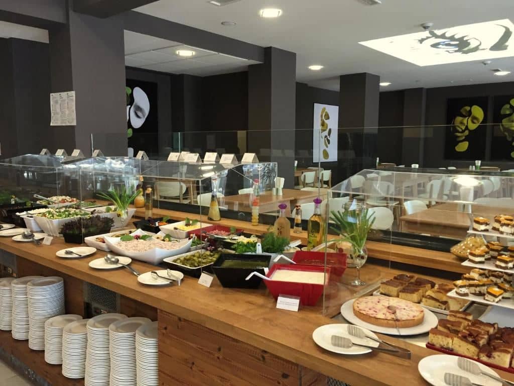 restaurants-restaurants