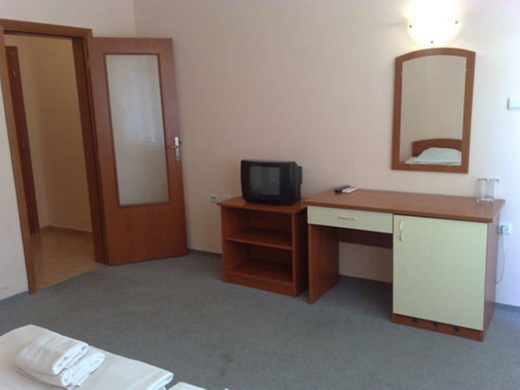rooms-double-standard-room