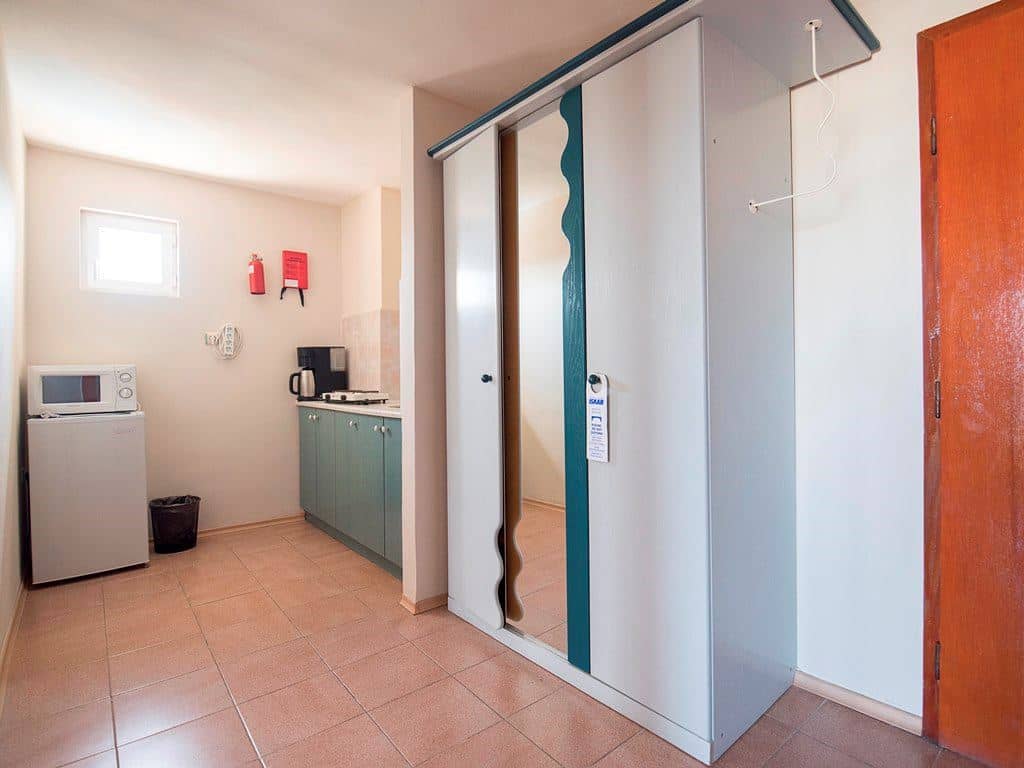 rooms-family-room