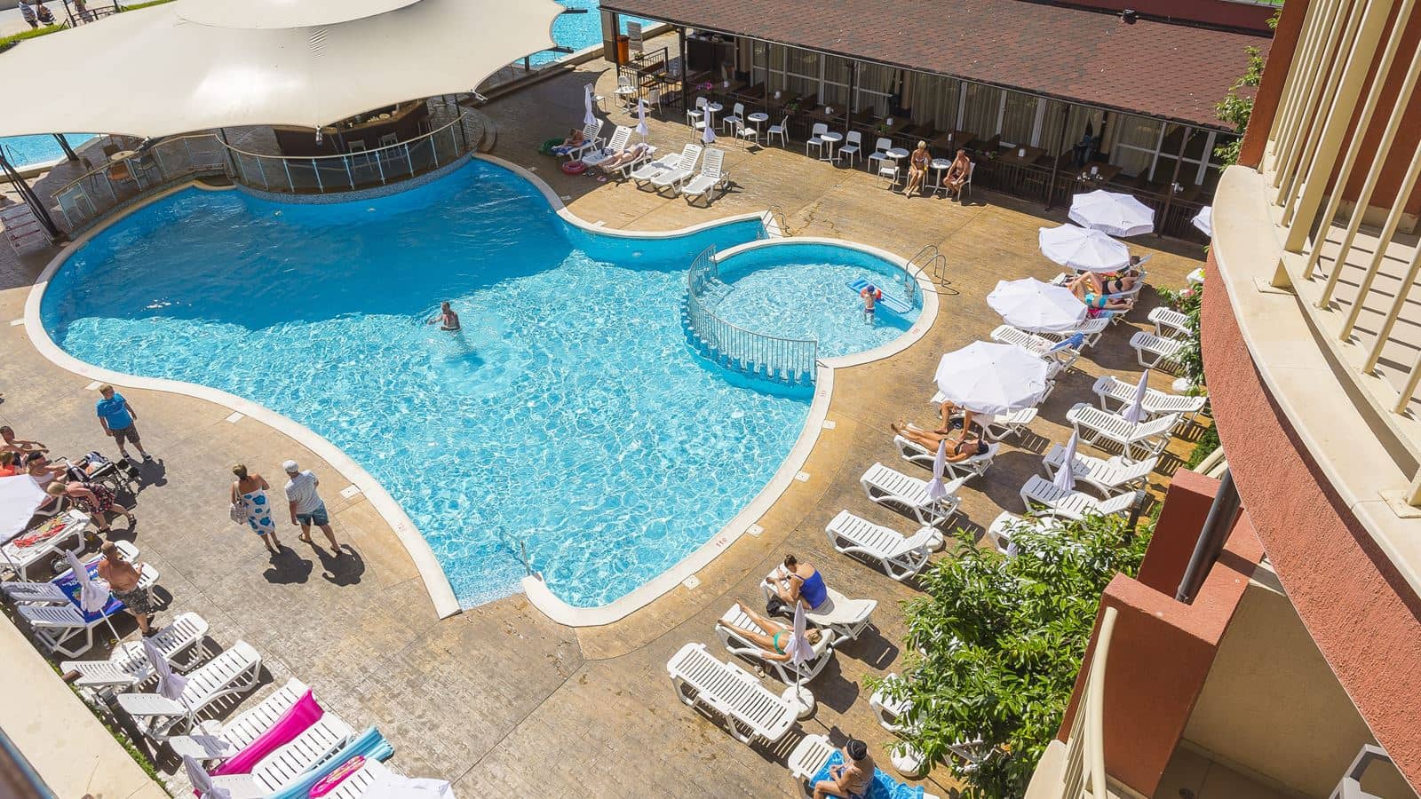 pools-outdoor-pool