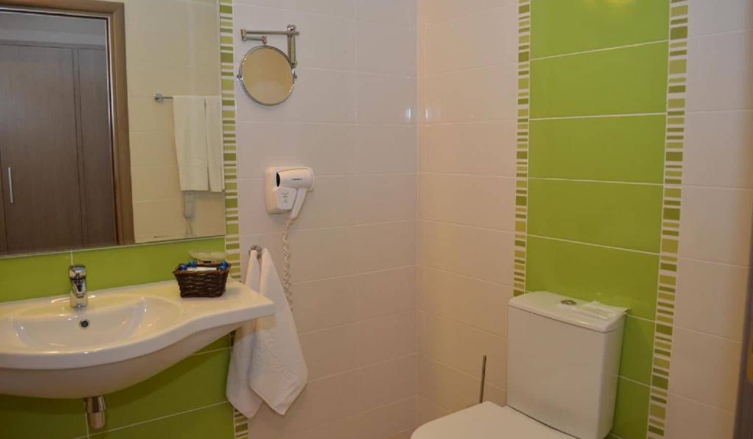 rooms-singleuse-standard-room-balcony