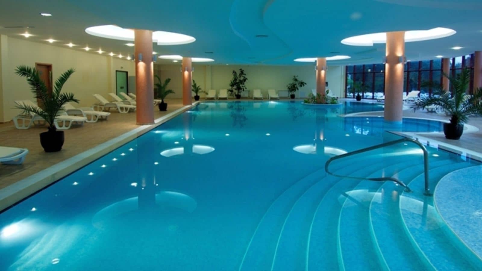 pools-indoor-pool