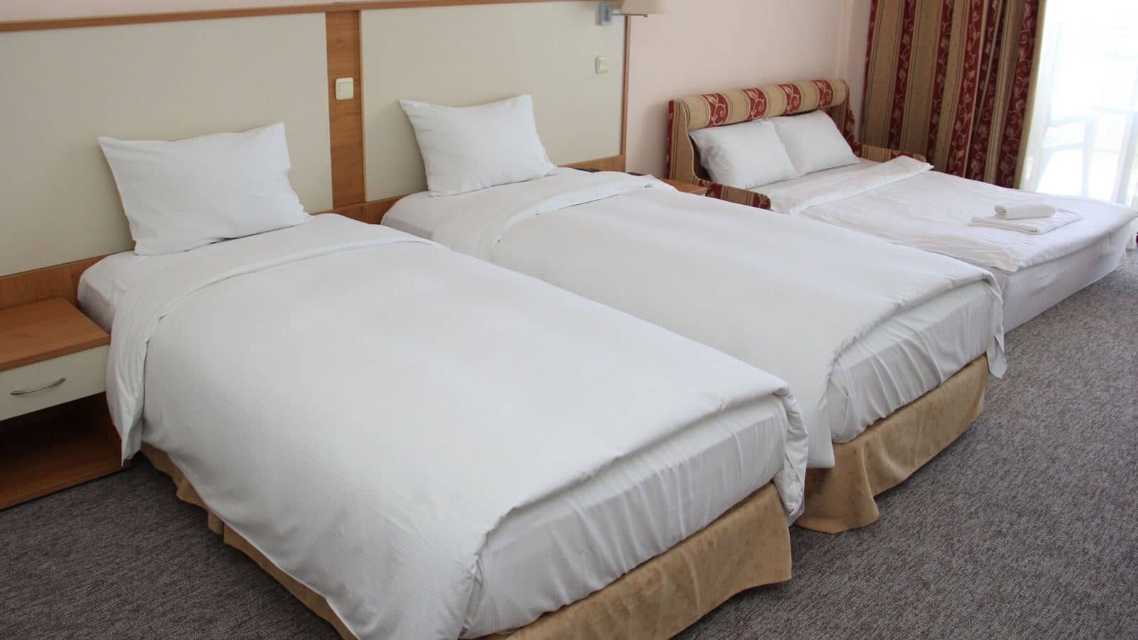 rooms-family-room