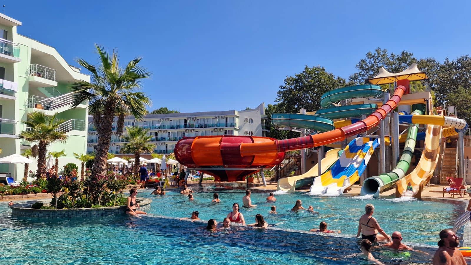 water-park-water-park