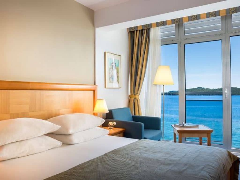 rooms-double-superior-room-seaside