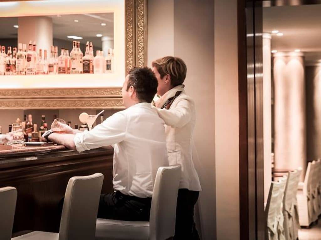bars-lobby-bar