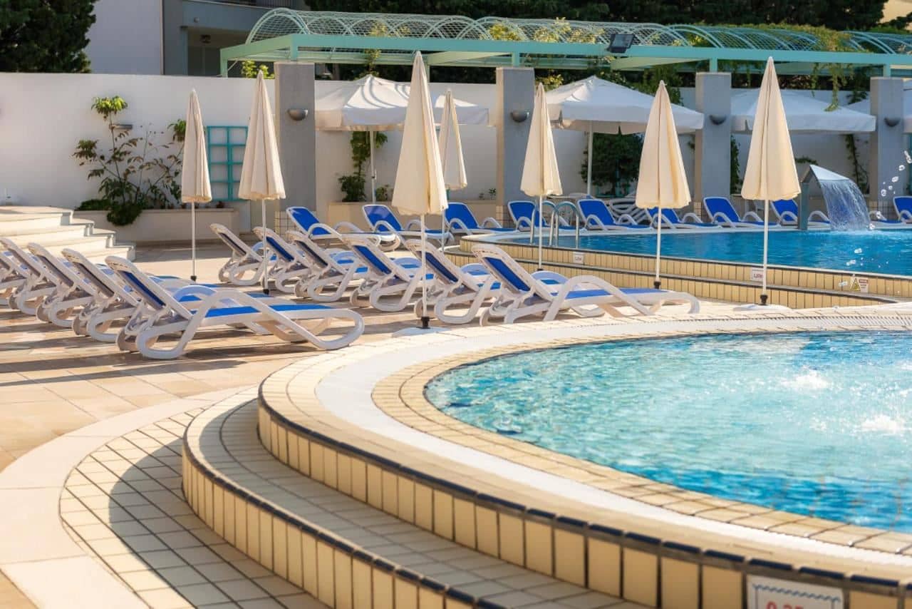 pools-pools