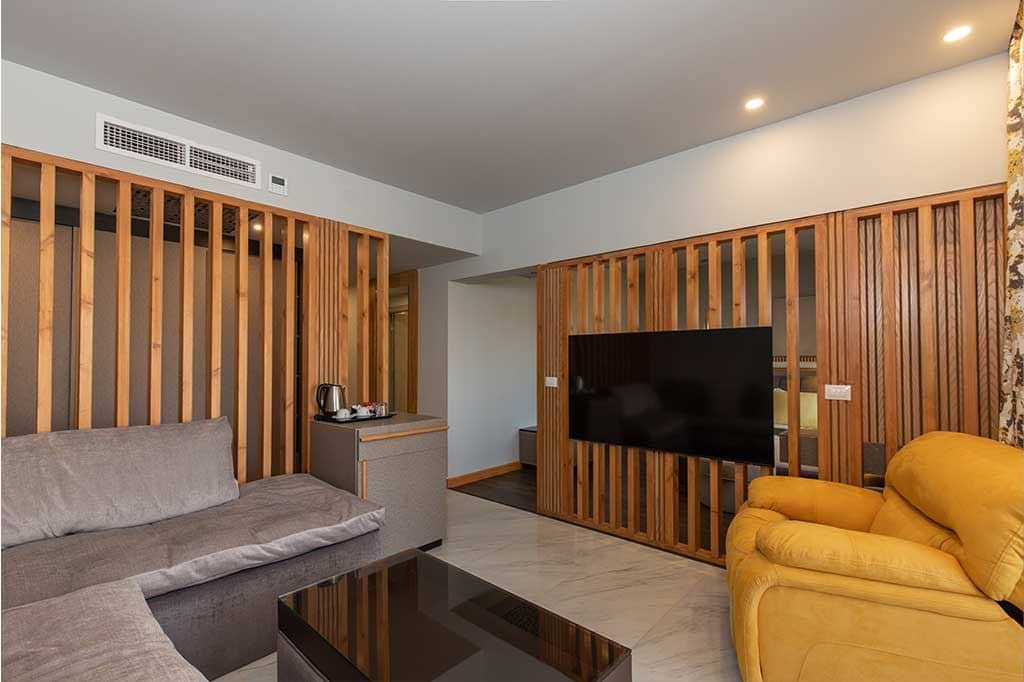rooms-jacuzzi-suite