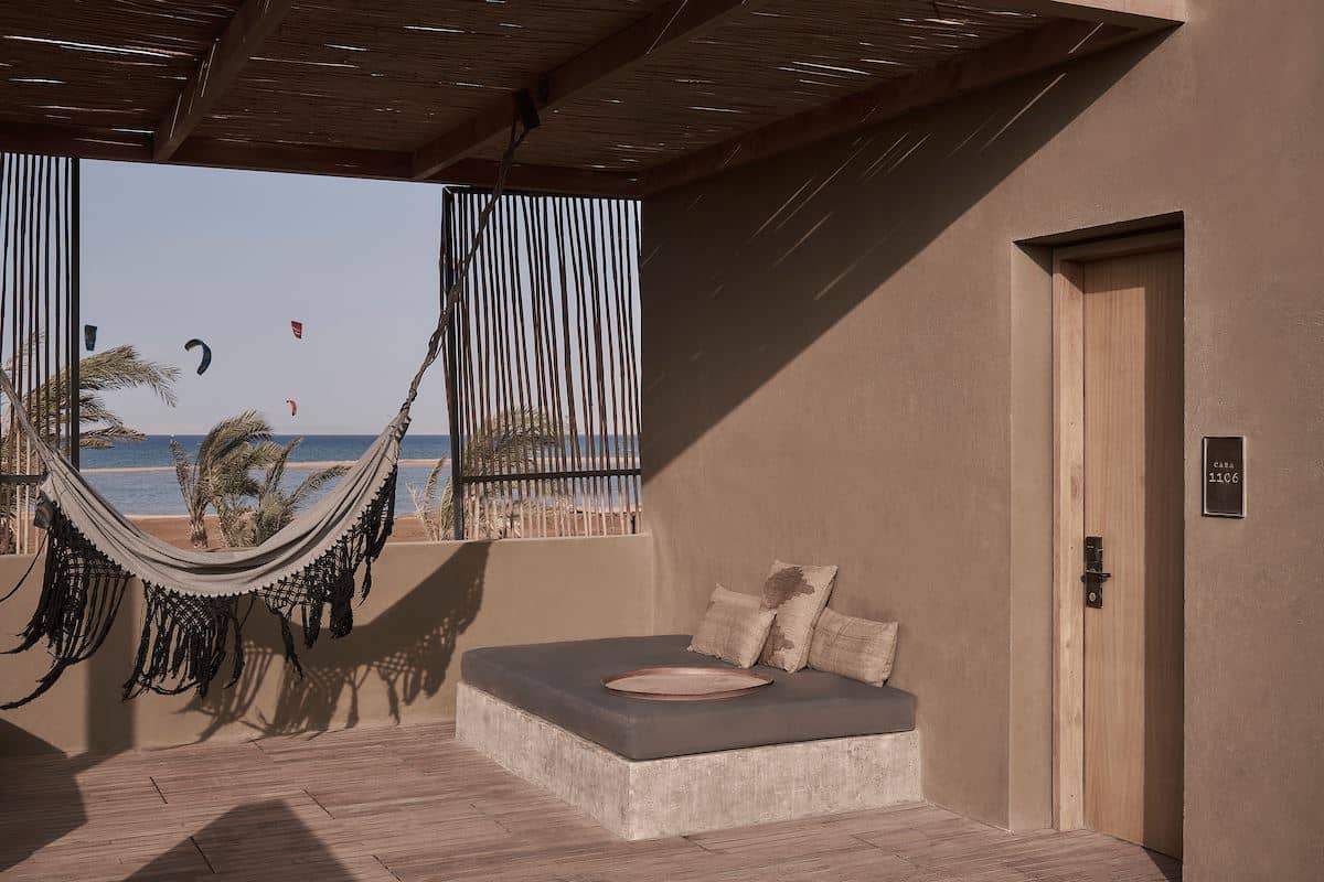 rooms-premium-terrace-sea-view