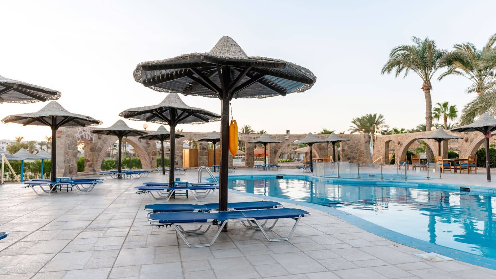 pools-outdoor-pool
