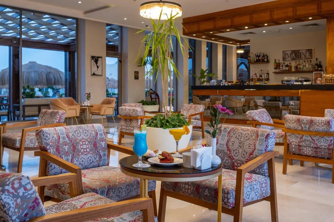 bars-lagoon-bar--lounge
