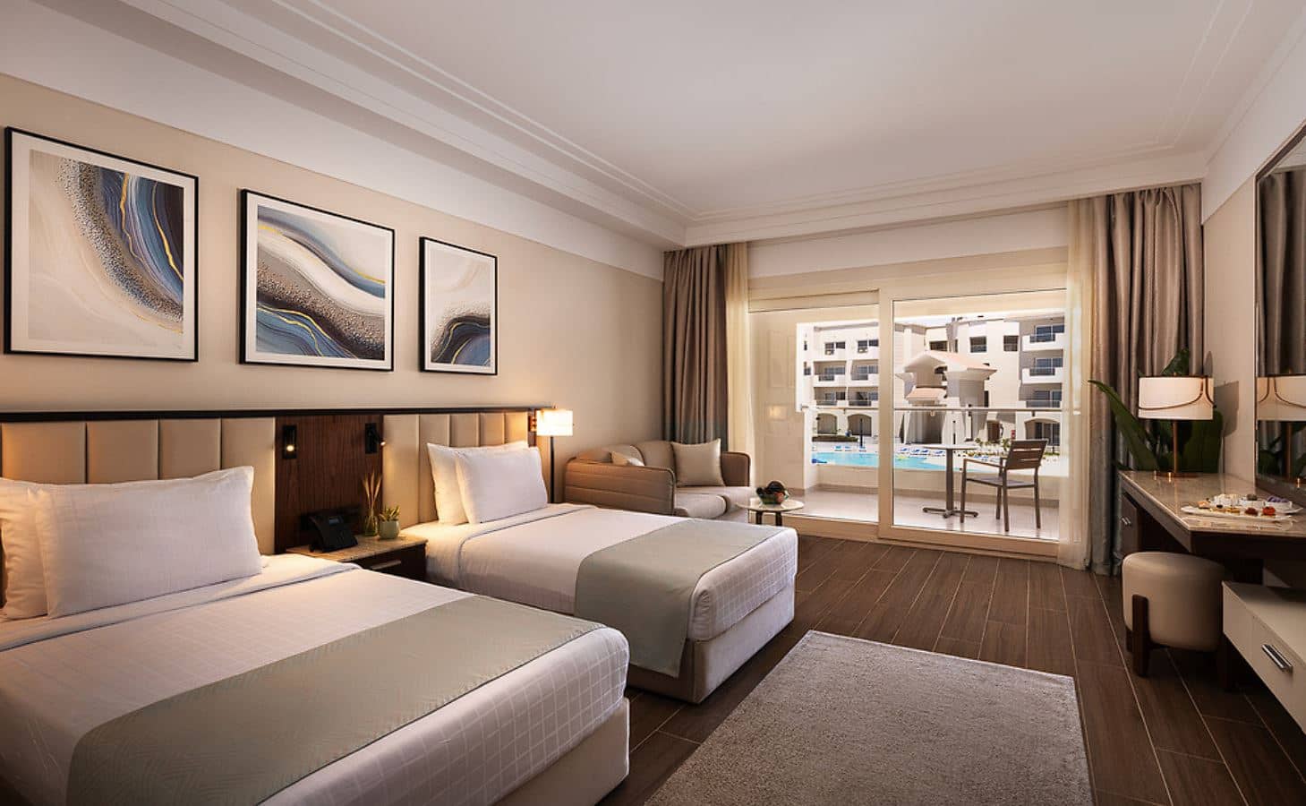 rooms-coral-premium-room-pool-view